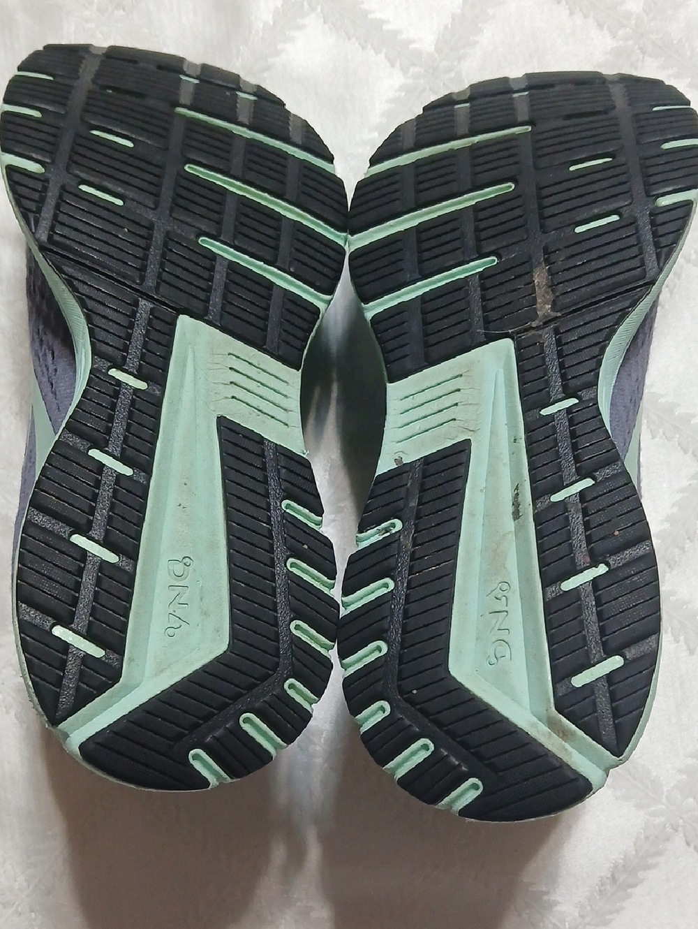 BROOKS  Anthem 4 Gray And Mint Running Training Shoes Size 9.5 Womans - Picture 8 of 11